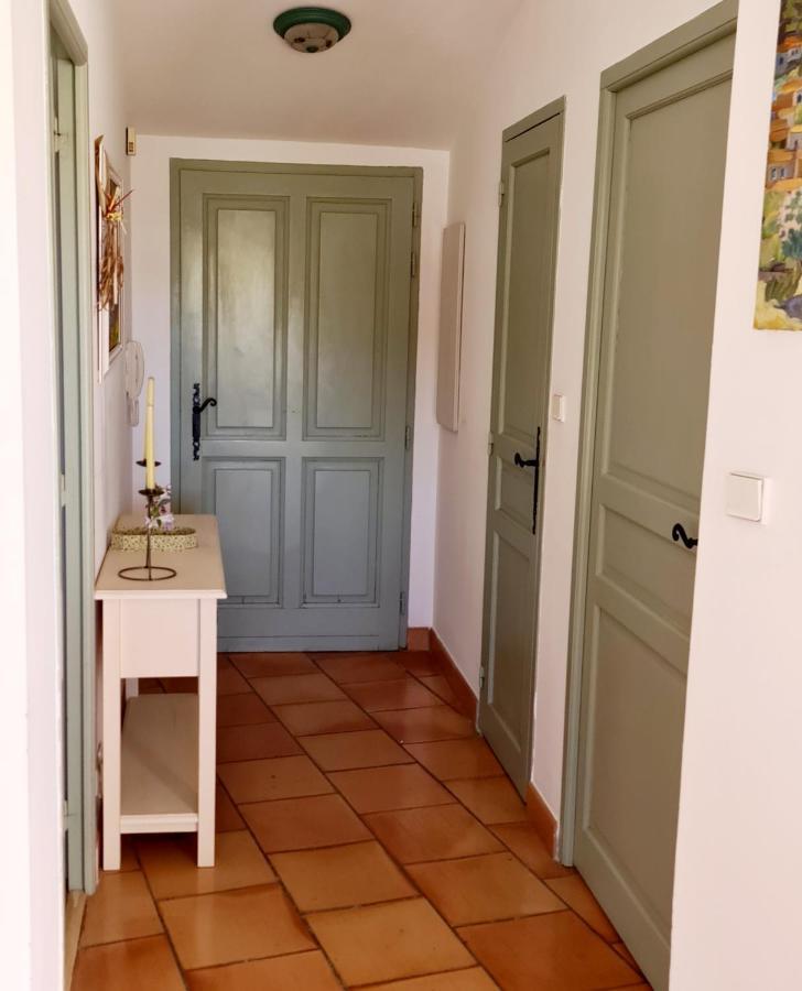 Hameau Des Amandiers - Vue Mer, Golf Et Vignes Apartment Saint-Cyr-sur-Mer Luaran gambar