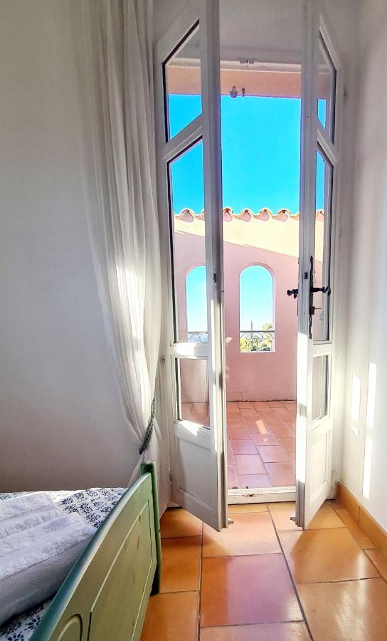 Hameau Des Amandiers - Vue Mer, Golf Et Vignes Apartment Saint-Cyr-sur-Mer Luaran gambar