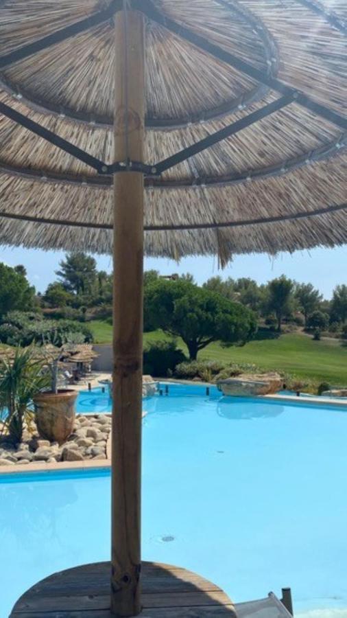 Hameau Des Amandiers - Vue Mer, Golf Et Vignes Apartment Saint-Cyr-sur-Mer Luaran gambar